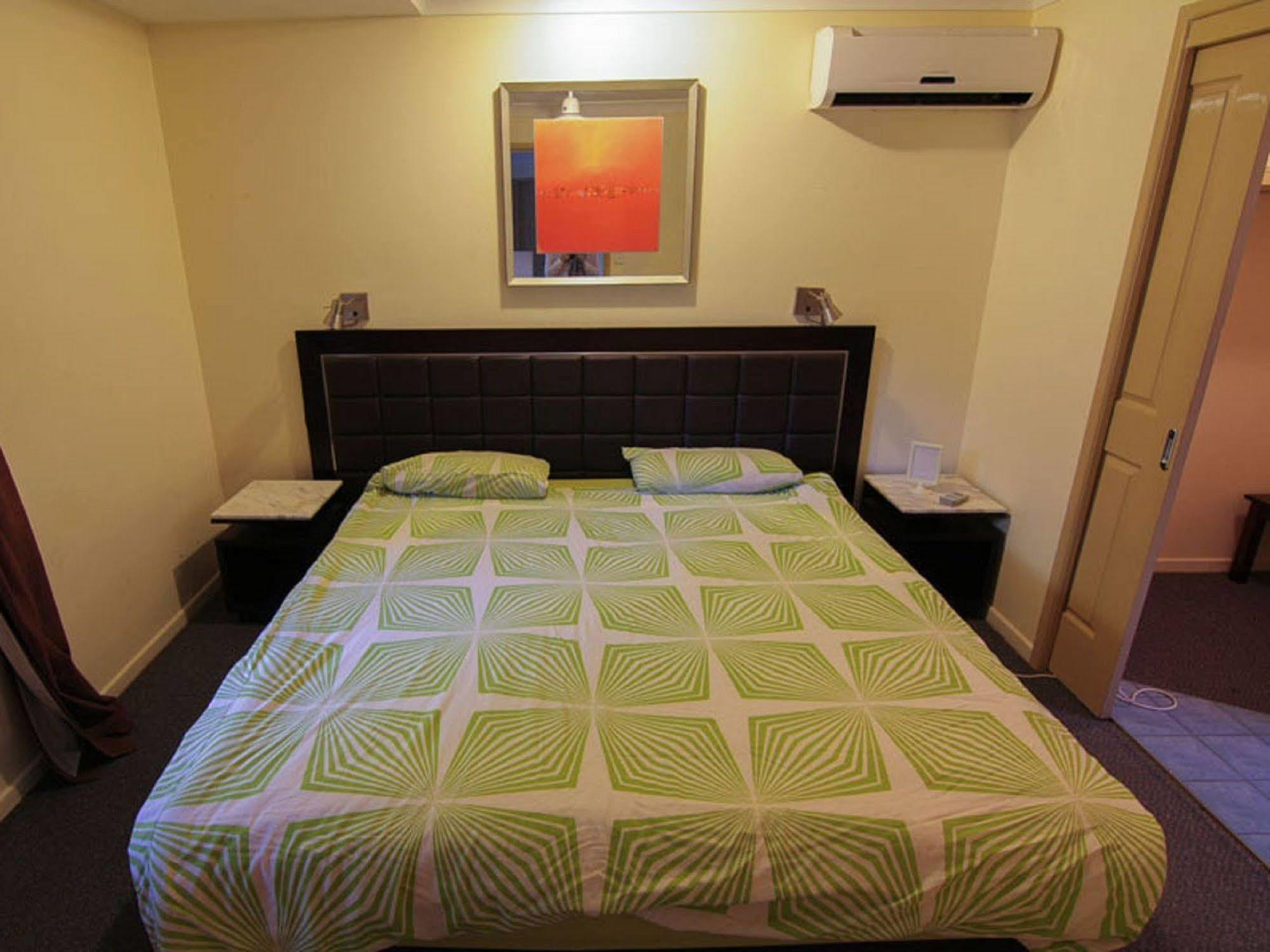 Sleeping Inn Backpackers Resort Gold Coast Luaran gambar