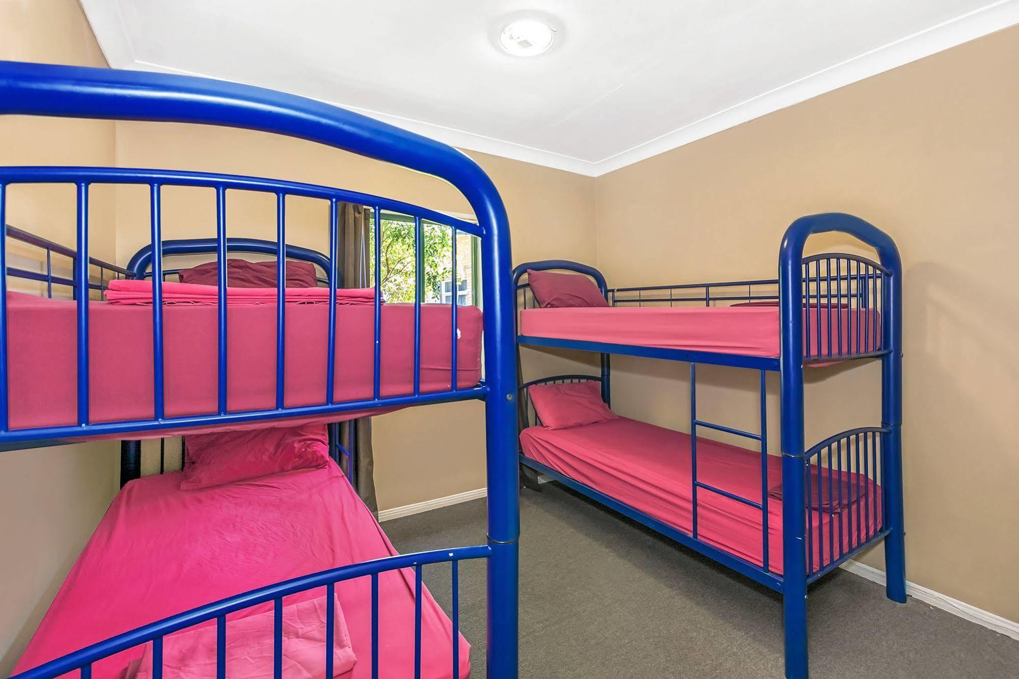 Sleeping Inn Backpackers Resort Gold Coast Luaran gambar